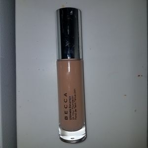 Becca ultimate coverage foundation